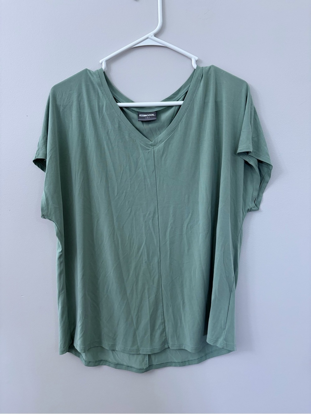 Green V-Neck Short Sleeve Tee